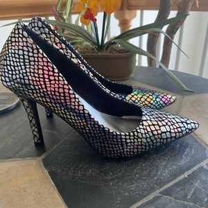 Torta Caliente Iridescent heels